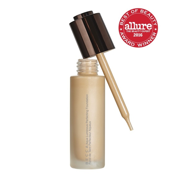 BECCA Other - BECCA AQUA LUMINOUS PERFECTING FOUNDATION